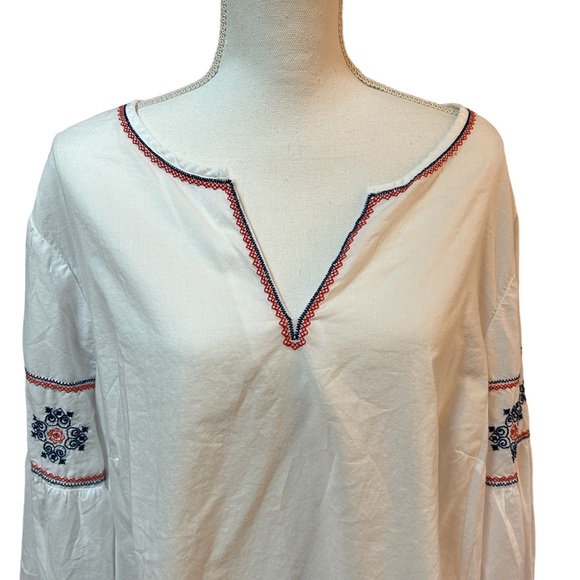 Host Pick! St. John’s Bay white cotton tunic w/blue & red accents.Size2X. Vneck. - Picture 6 of 13